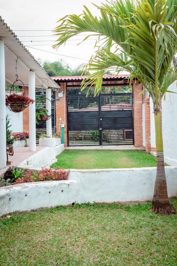 Ecohabitat Los Angeles Cabana Las Marias Villa Chinacota Exterior photo